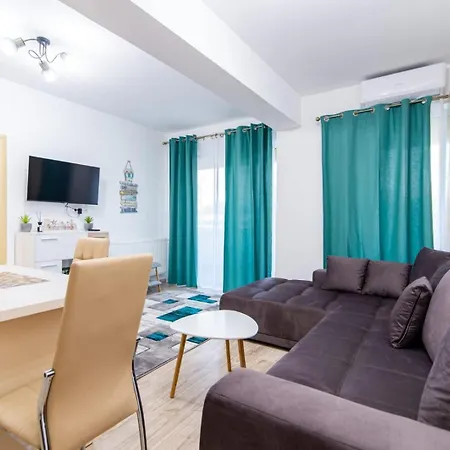Moonlight View Apartment